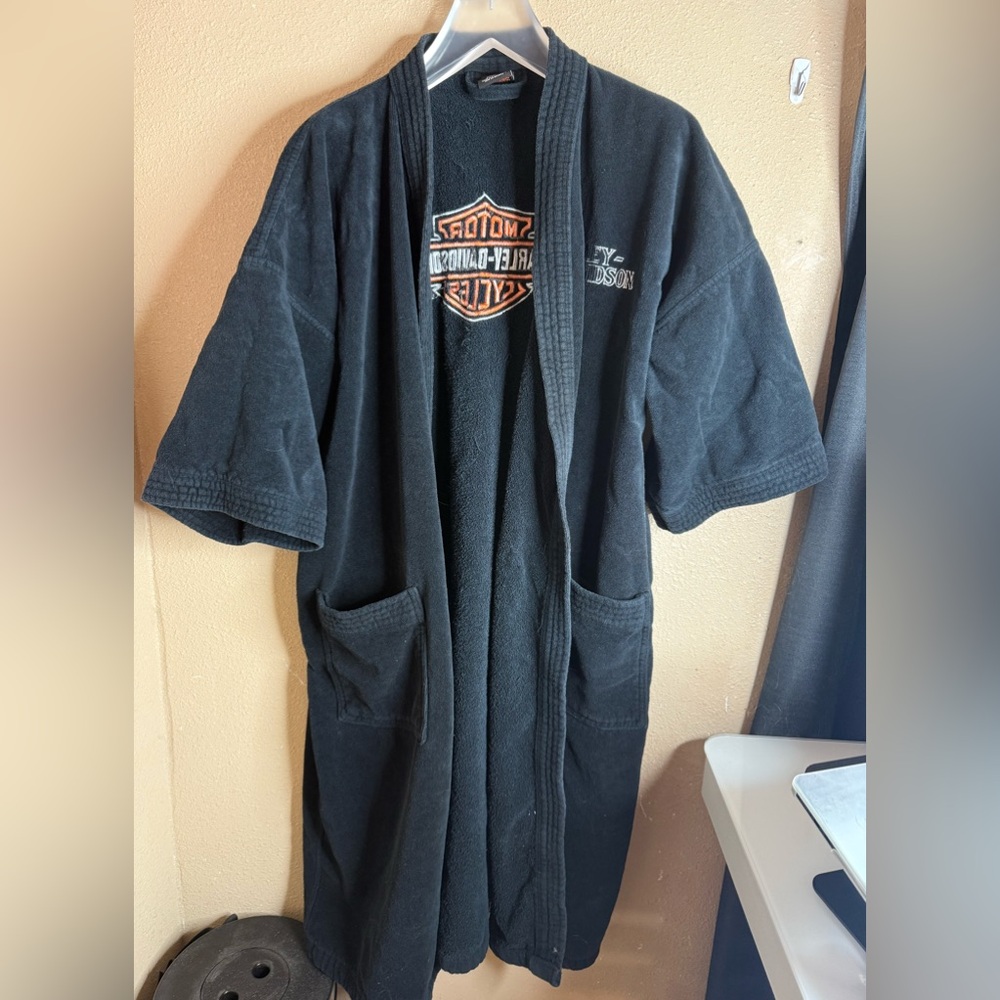 Harley-Davidson® Men's Bar & Shield Bath Robe